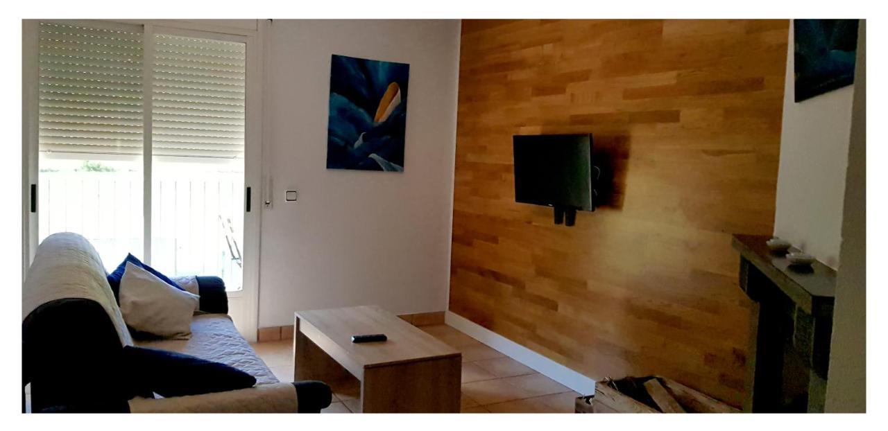 Apartamento Holidays In Аїнса Екстер'єр фото