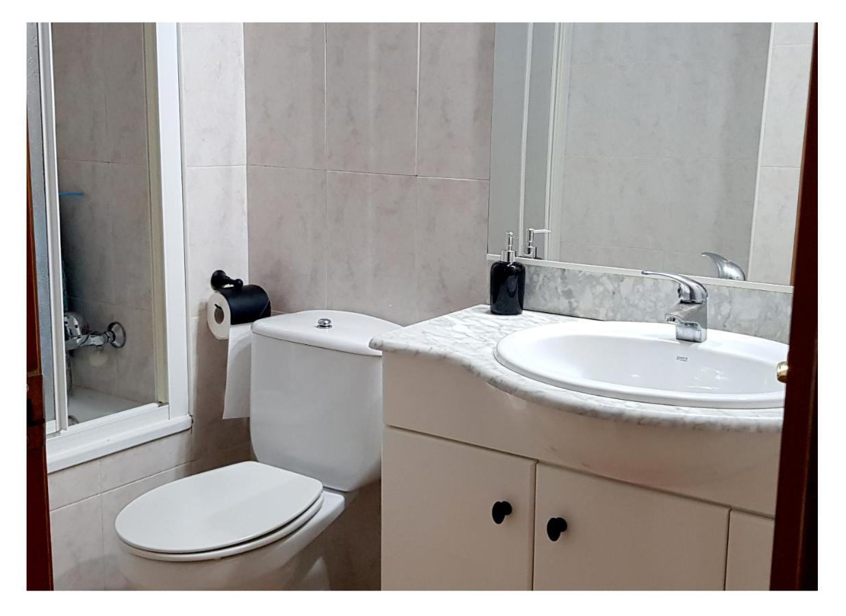 Apartamento Holidays In Аїнса Екстер'єр фото